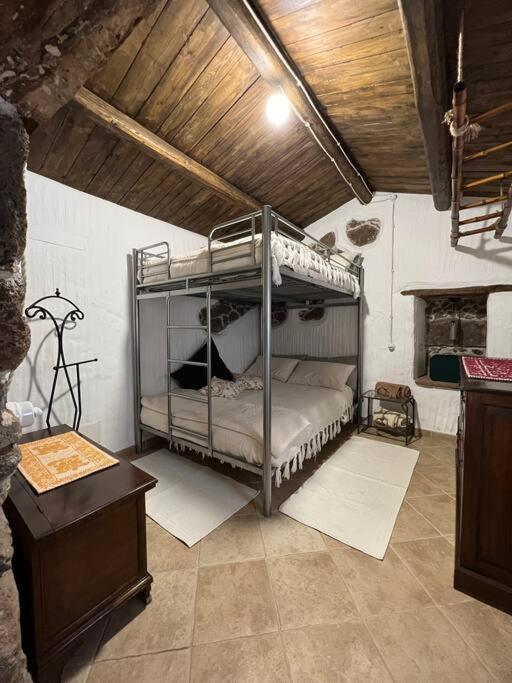 Muristene Pozzo Santa Cristina Paulilatino Экстерьер фото