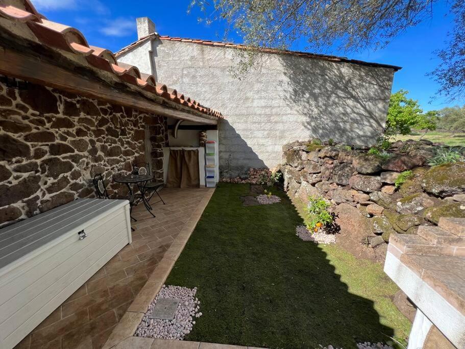 Muristene Pozzo Santa Cristina Paulilatino Экстерьер фото